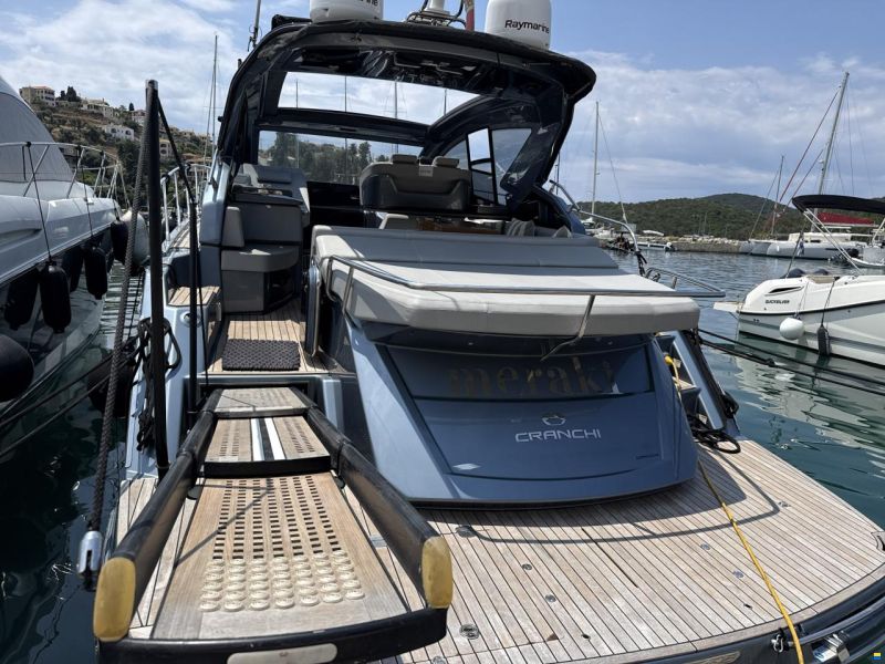 Cranchi M44 HT
