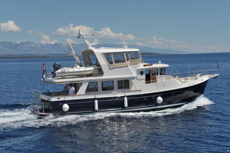 Selene 53