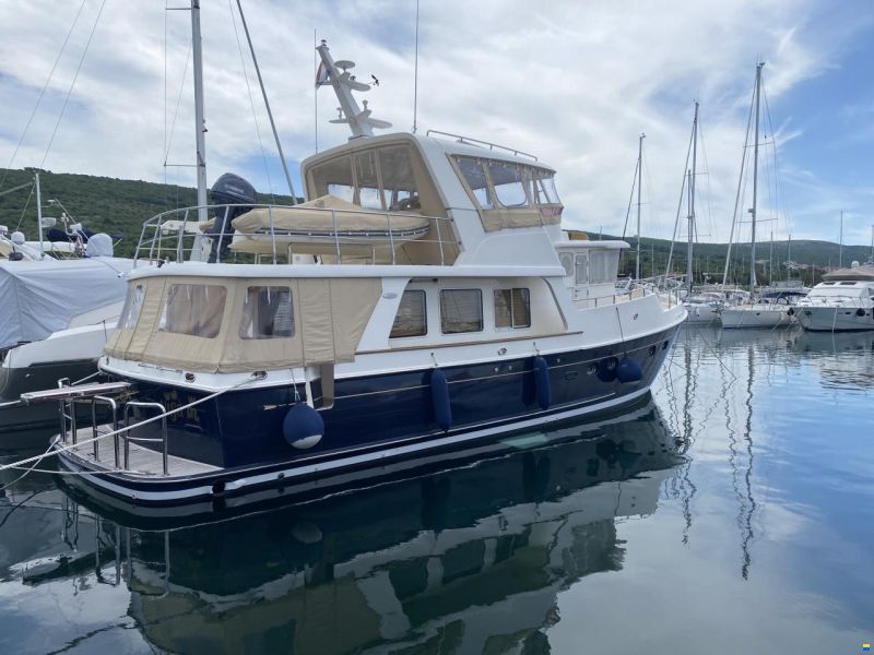 Selene 53