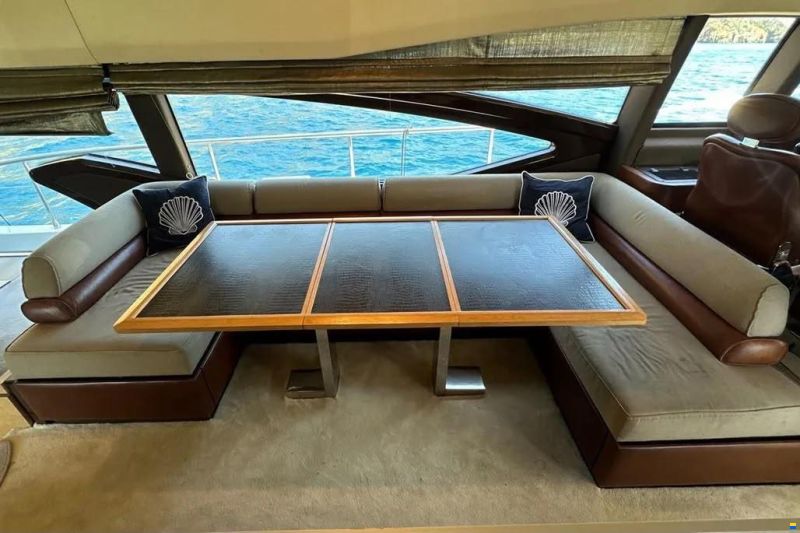 Azimut 70