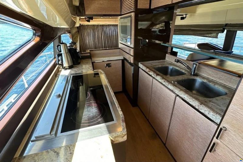 Azimut 70
