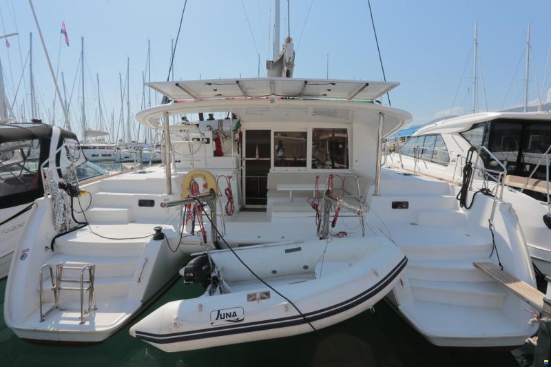 Lagoon 400 S2