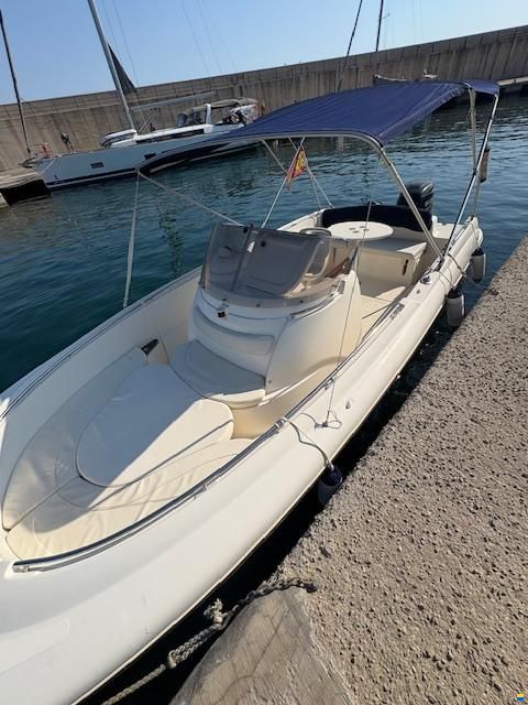 Jeanneau Cap Camarat 715