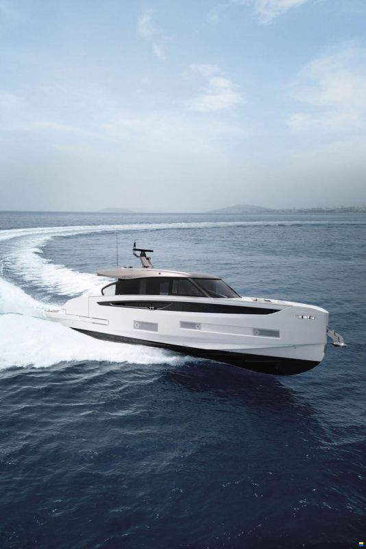 Azimut Seadeck 6