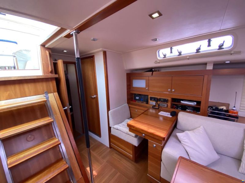 Hanse 545