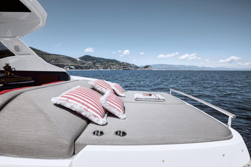 Azimut Atlantis 45