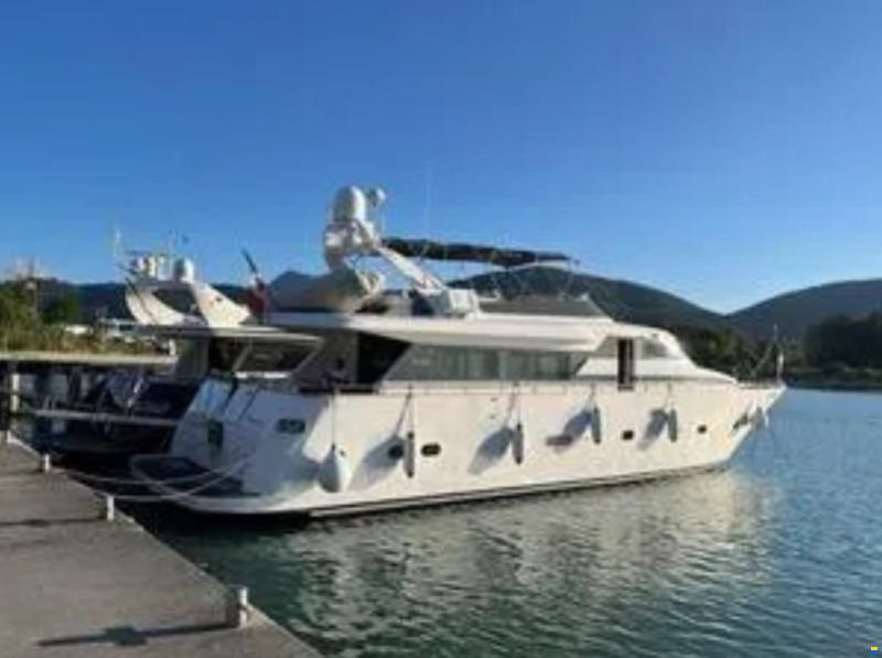 Maiora 22