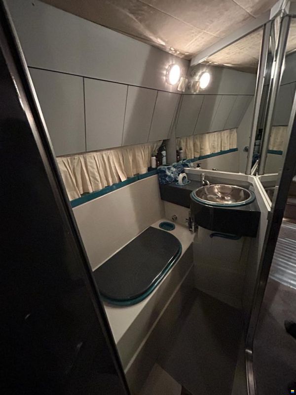 Ferretti ALTURA 38