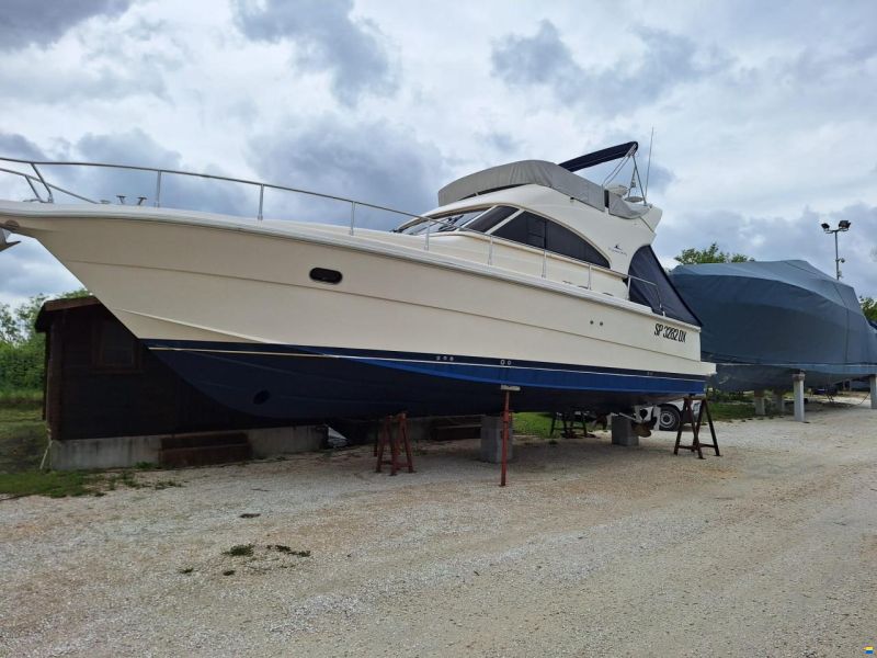 Cayman 38 FLY