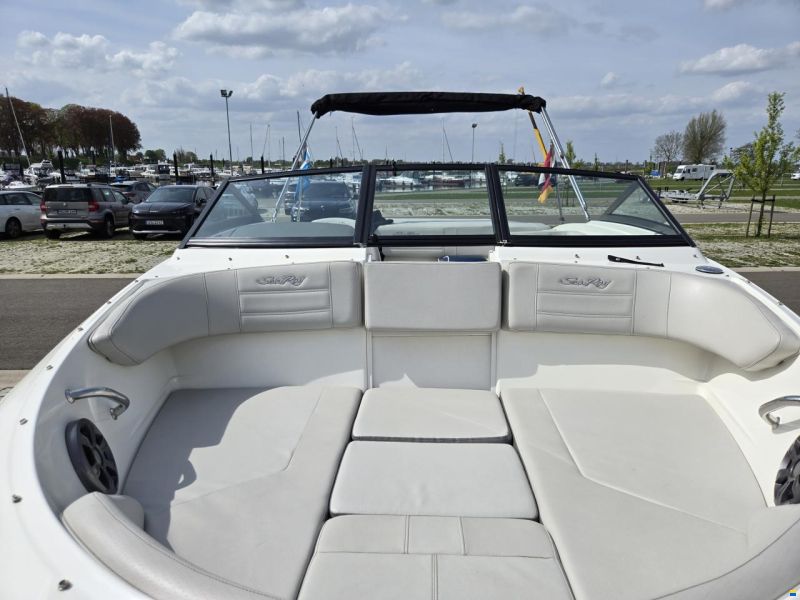 Sea Ray SPXE 190