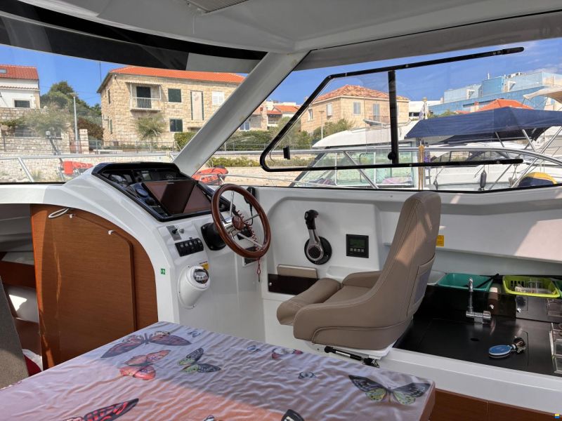 Jeanneau Merry Fisher 755