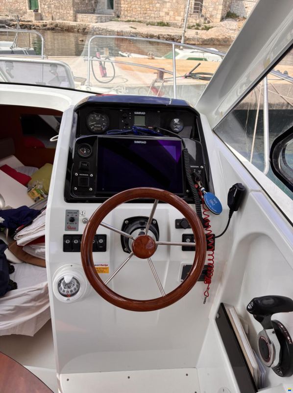 Jeanneau Merry Fisher 755