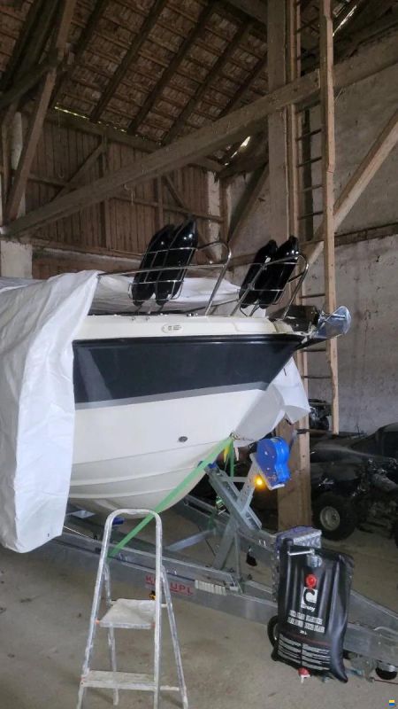 Quicksilver 805 Cruiser