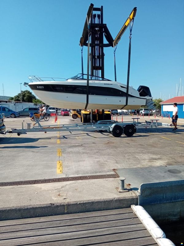 Quicksilver 805 Cruiser