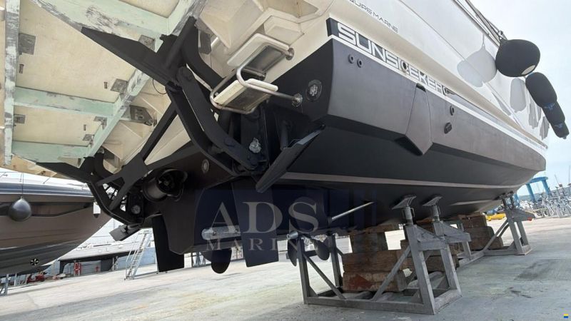 Sunseeker Predator 52