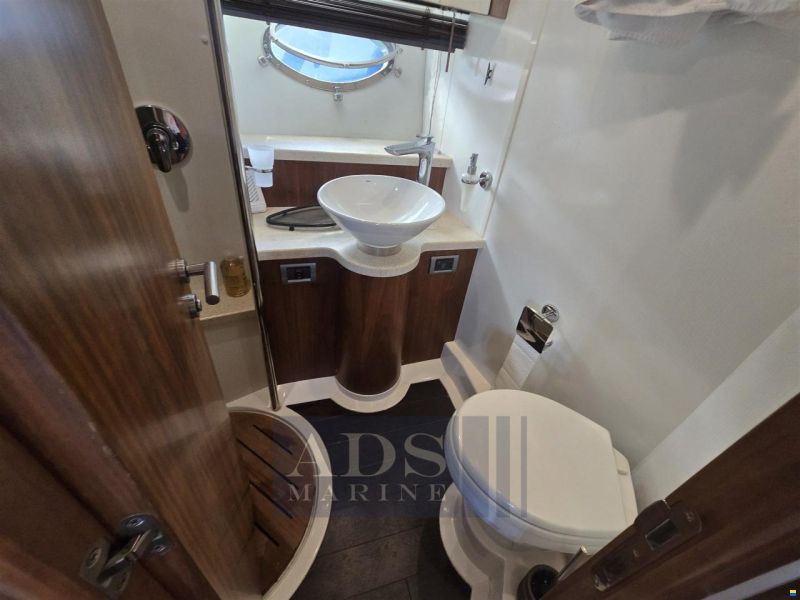 Sunseeker Predator 52