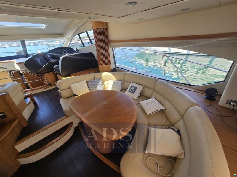 Sunseeker Predator 52