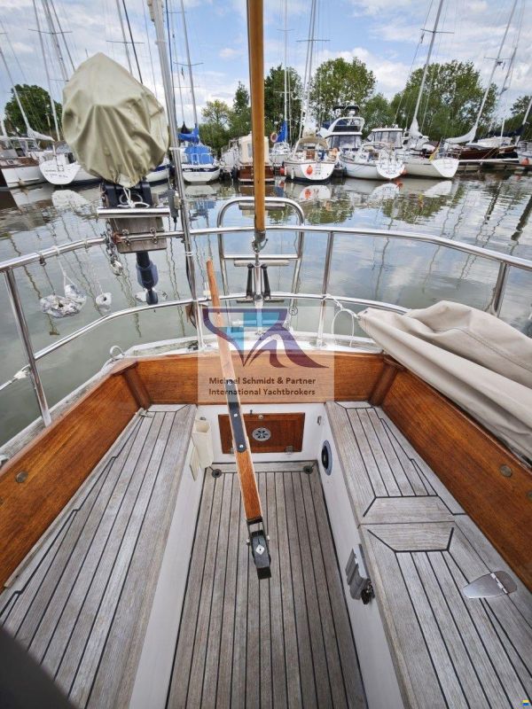 Olympia Yachts Carter 33