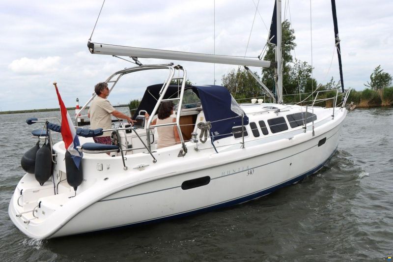 Hunter 340