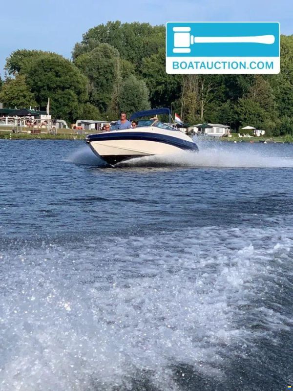 Crownline 266 BR