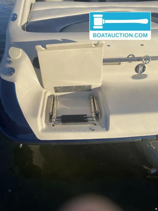Crownline 266 BR