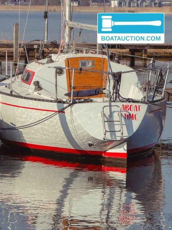 Standfast Loper 27
