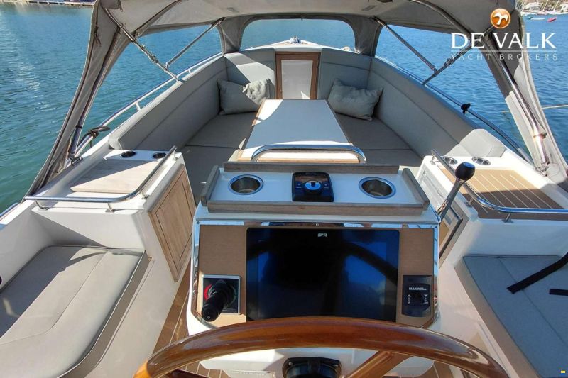 Interboat DE Intender 850