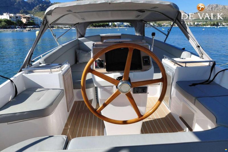 Interboat DE Intender 850