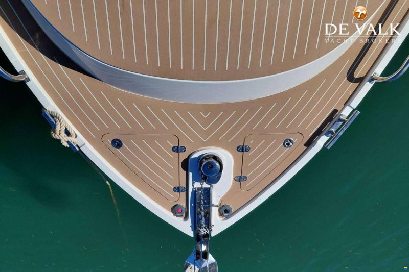 Interboat DE Intender 850