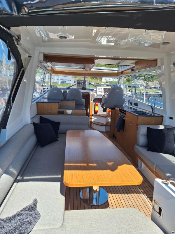 Saga 370 HT