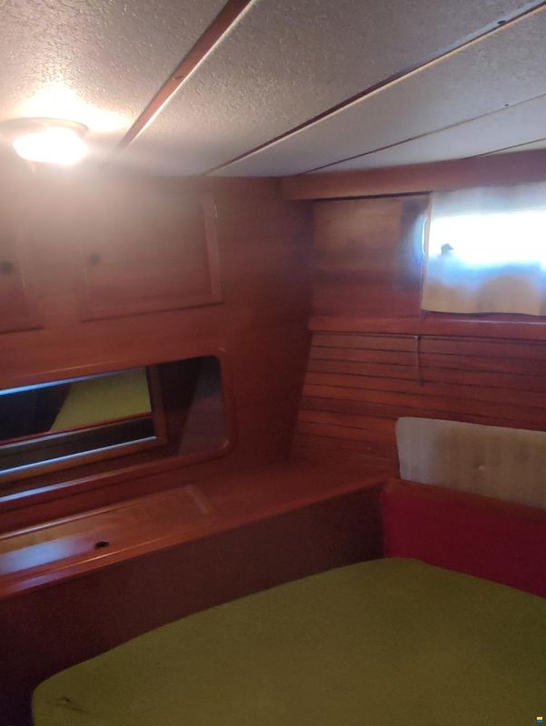 Nauticat 33