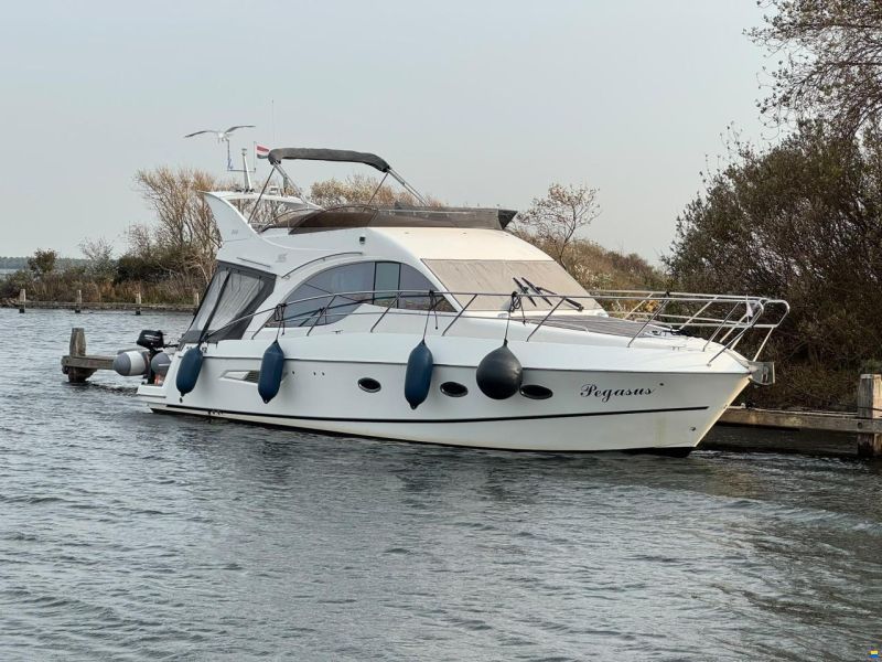 Galeon 390 Fly