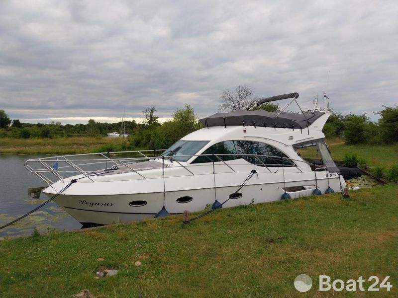 Galeon 390 Fly
