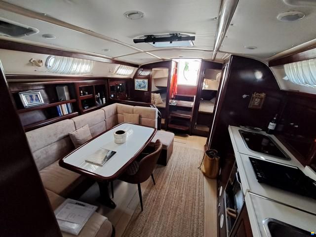 Bavaria 40