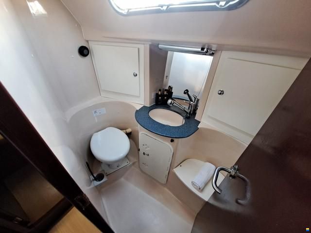 Bavaria 40