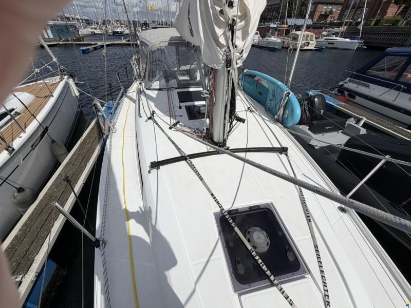 Beneteau Oceanis 34.1