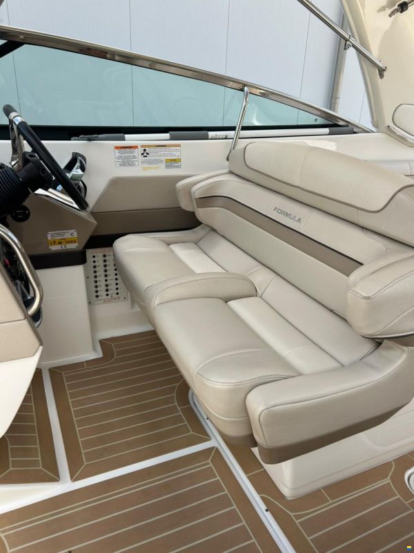Formula 290 Sun Sport
