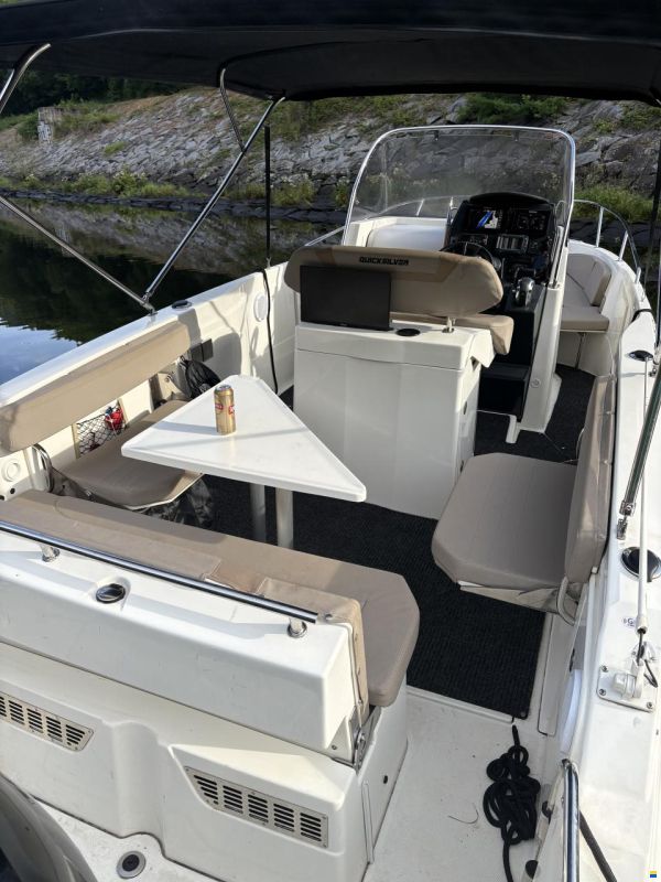 Quicksilver 805 Activ Open