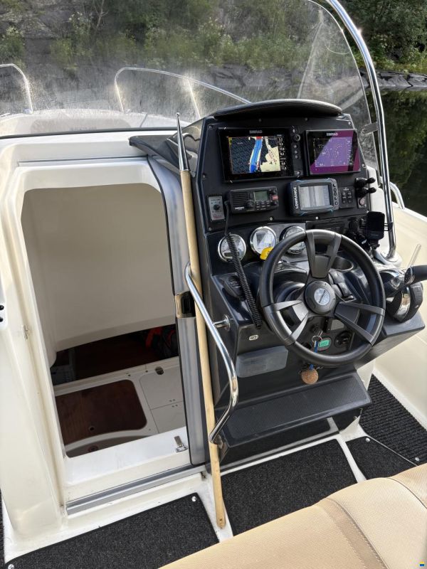 Quicksilver 805 Activ Open