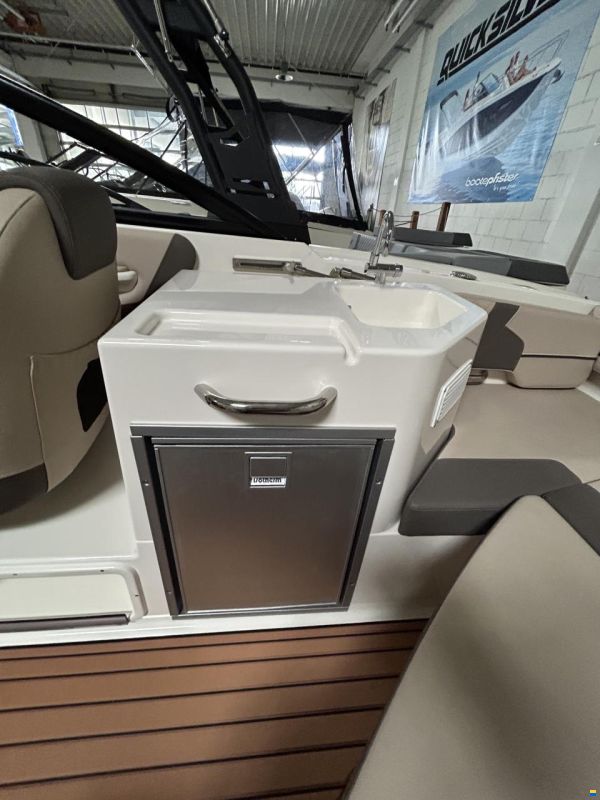 Bayliner VR 6 C