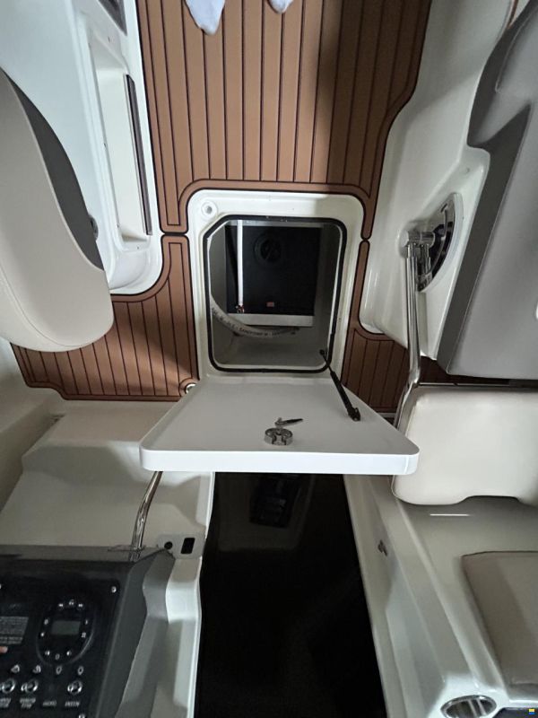 Bayliner VR 6 C