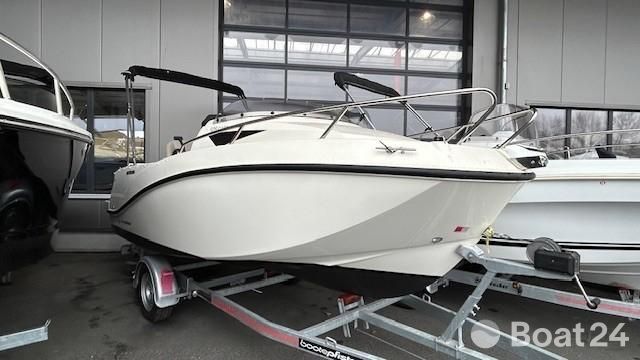 Quicksilver Activ 505 Cabin