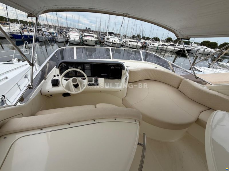 Azimut 55 Fly