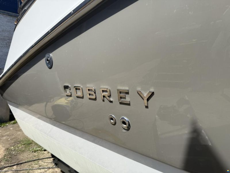 Cobrey 33 HT