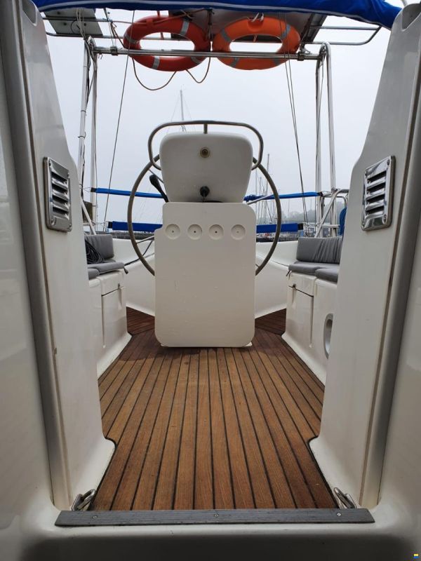 Bavaria 38