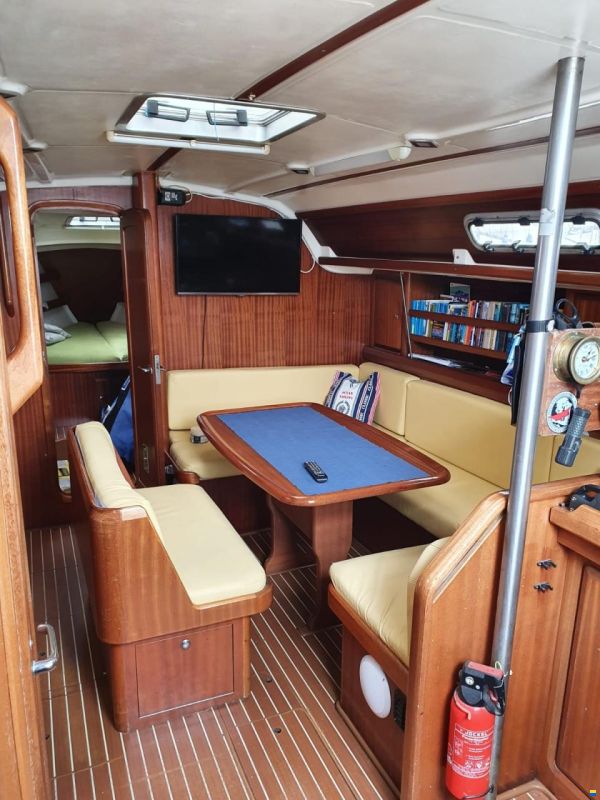Bavaria 38