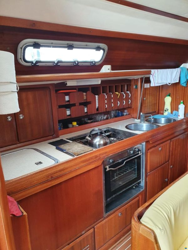 Bavaria 38
