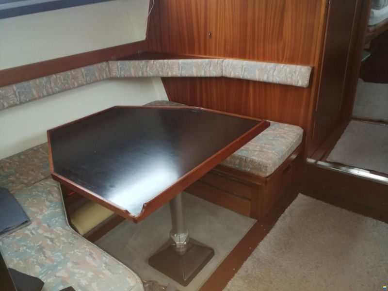 Coronet 32 Oceanfarer