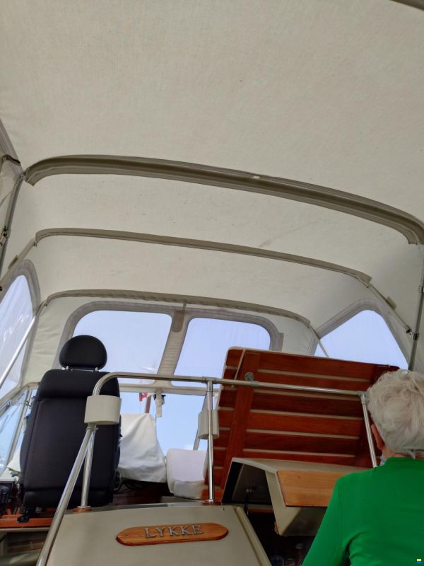 Coronet 32 Oceanfarer