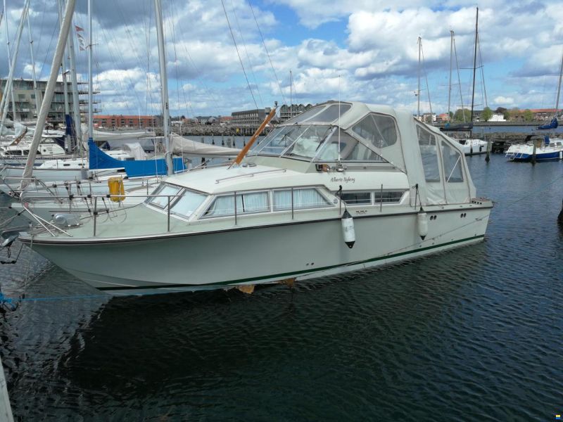 Coronet 32 Oceanfarer